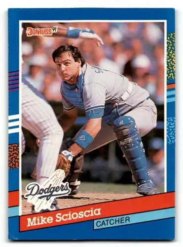 Mike Scioscia Los Angeles Dodgers baseball card from 1991 Donruss series