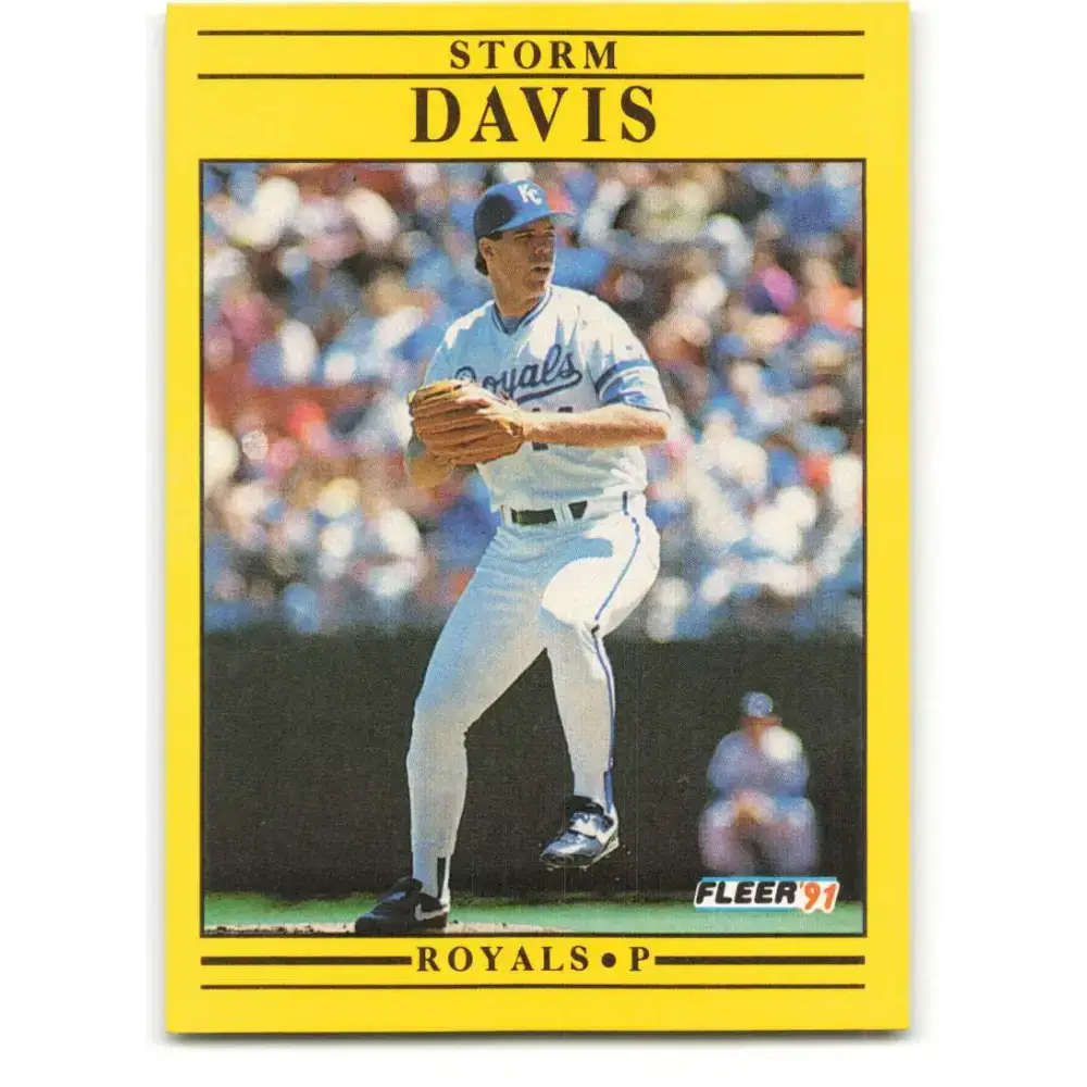 1991 Fleer #556 Storm Davis NM-MT Kansas City Royals Baseball Card - Baseball Card Single