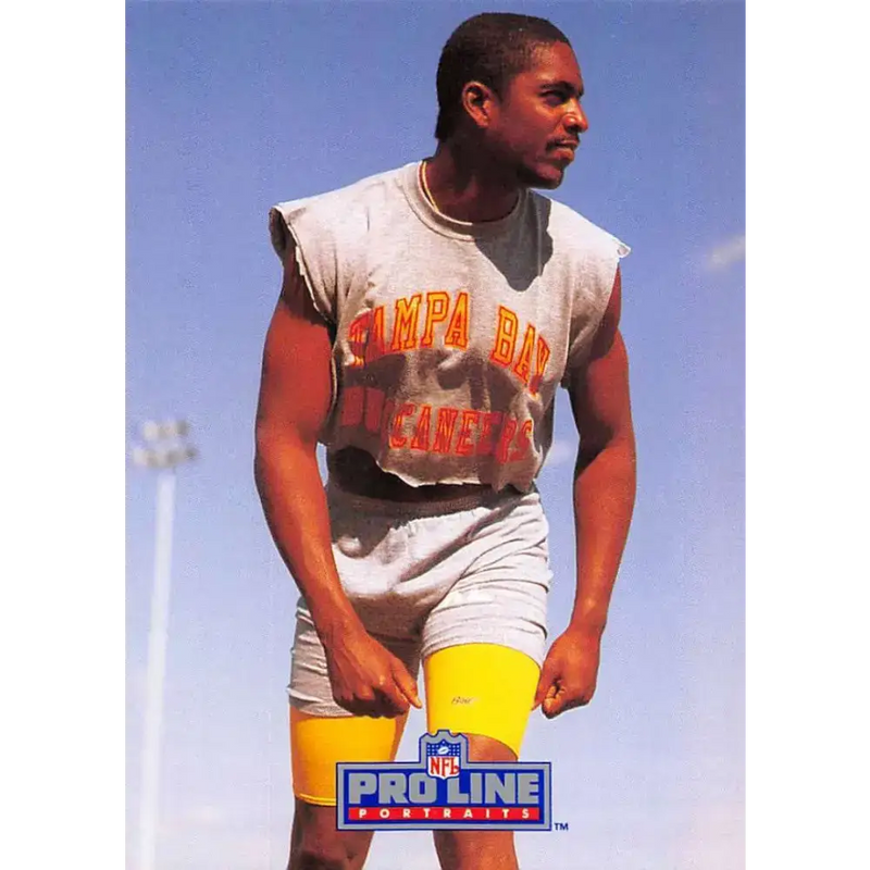 1991 Pro Line Portraits #83 Bruce Hill EX-NM Tampa Bay Buccaneers Football Card - Football Card Single