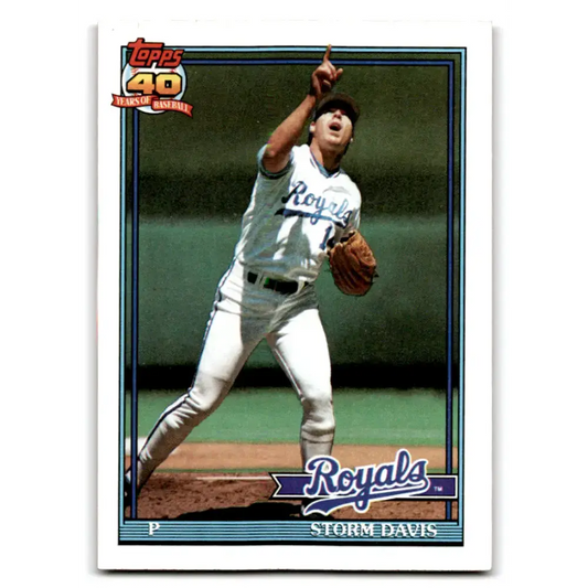 1991 Topps #22 Storm Davis NM-MT Kansas City Royals Baseball Card - Baseball Card Single