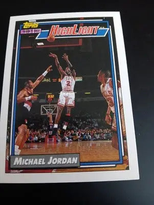 1992-93 Topps - Highlights Michael Jordan #3. Chicago Bulls. NRMT+