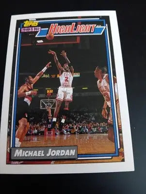 1992-93 Topps - Highlights Michael Jordan #3. Chicago Bulls. NRMT+