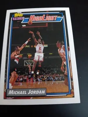 1992-93 Topps - Highlights Michael Jordan #3. Chicago Bulls. NRMT+