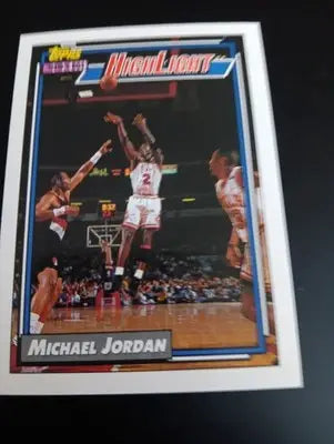 1992-93 Topps - Highlights Michael Jordan #3. Chicago Bulls. NRMT+
