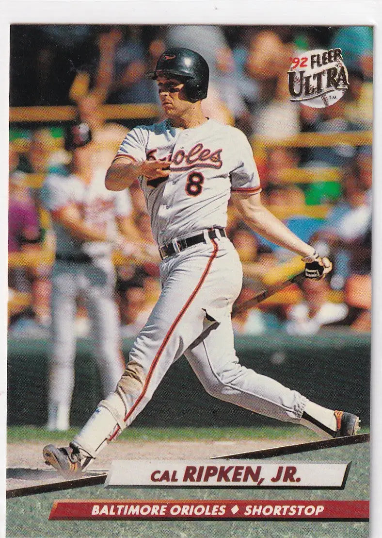 1992 FLEER #11 CAL RIPKEN JR- BALTIMORE ORIOLES - Baseball Card Single
