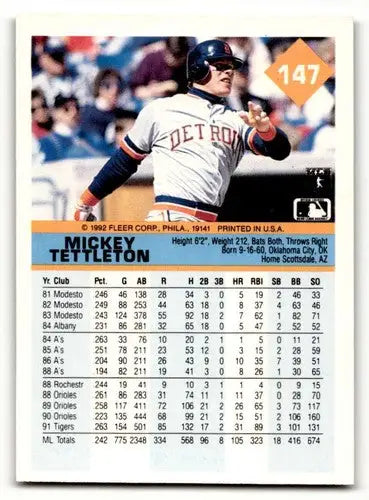 Original gloss Mickey Tettleton Detroit Tigers baseball card from 1992 Fleer #147