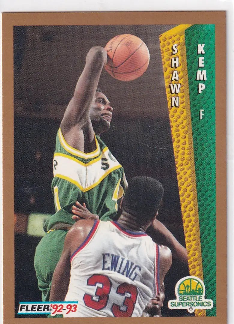 1992 FLEER #213 SHAWN KEMP- SEATTLE SUPER SONICS - Basketball Card Single