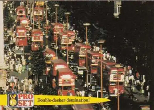 Red double-decker buses featured on 1992 Pro Set Guinness Book Of Records NM-MT card
