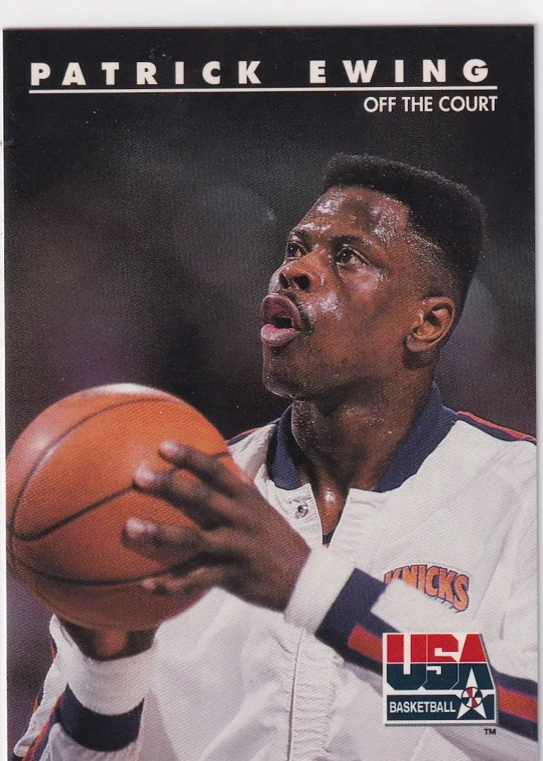 1992 SKYBOX #23 PATRICK EWING OFF THE COURT USA- NEW YORK KNICKS - Basketball Card Single