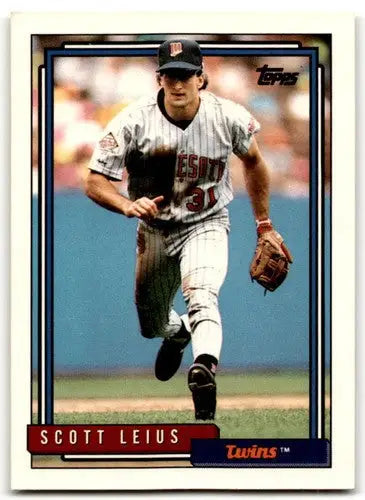 Original gloss Scott Leius baseball card from 1992 Topps #74 NM-MT Twins