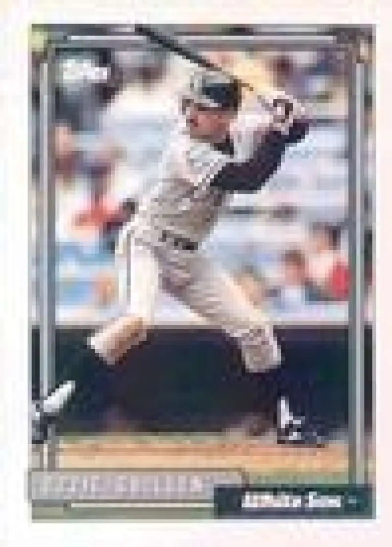 1992 Topps Micro #210 Ozzie Guillen NM-MT Chicago White Sox Baseball Card - Baseball Card Single