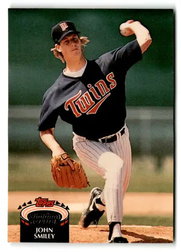 Original gloss baseball card of John Smiley Twins pitcher from Topps Stadium Club 1992