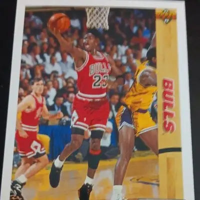 1992 Upper Deck - Michael Jordan Chicago Bulls #44. NBA. NRMT+ - Basketball Card Single