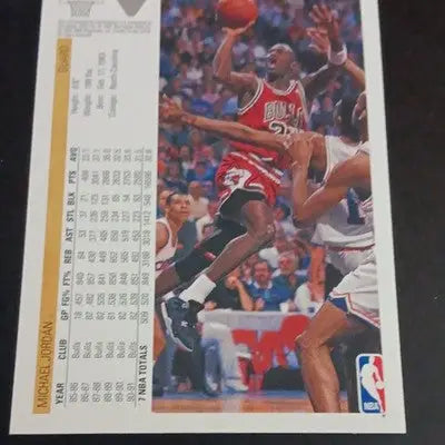 1992 Upper Deck - Michael Jordan Chicago Bulls #44. NBA. NRMT+ - Basketball Card Single