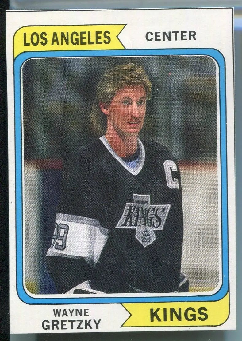 1992 Wayne Gretzky #19 SCD Multi-Sport Price Guide Monthly - Hockey Card Single