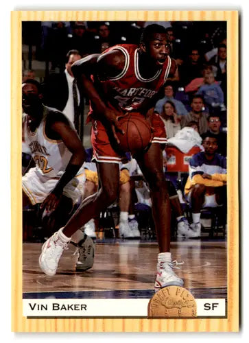 Vin Baker 1993 Classic Draft basketball card with Excellent Bucks condition