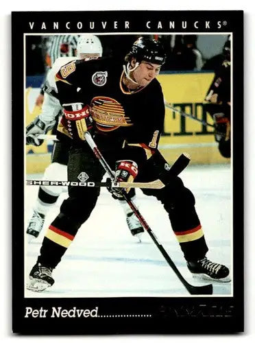 Original gloss Petr Nedved hockey card from 1993 Pinnacle Simply Sandoval ID 63623