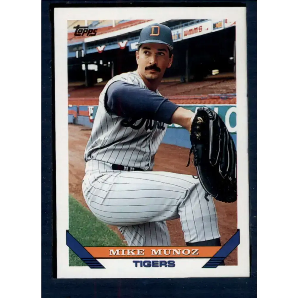 1993 Topps #379 Mike Munoz NM-MT Detroit Tigers Baseball Card - Baseball Card Single