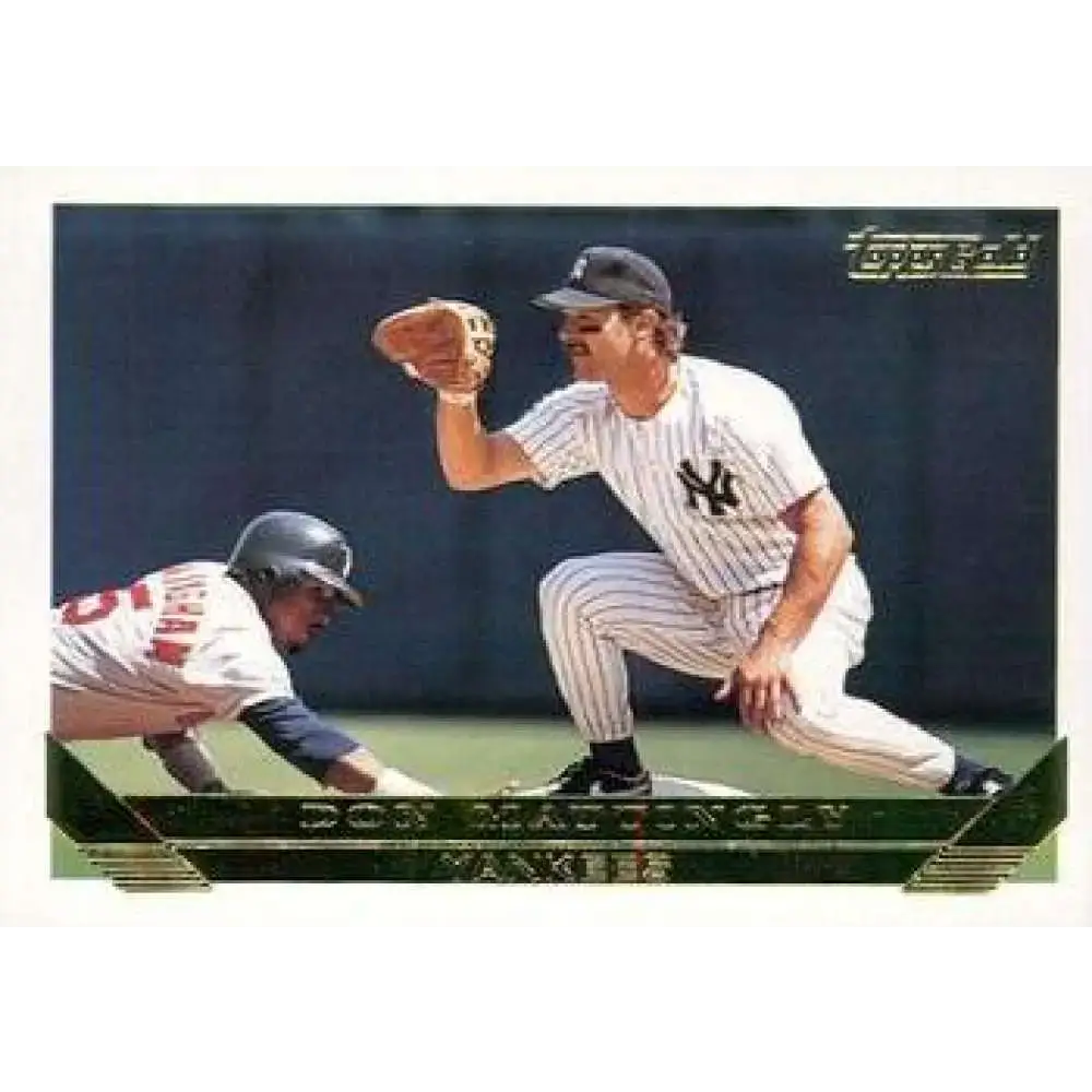 1993 Topps Gold #32 Don Mattingly NM-MT New York Yankees Baseball Card - Baseball Card Single