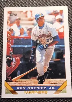 1993 Topps - Ken Griffey Jr #179. Seattle Mariners. RAZOR SHARP! GORGEOUS. NRMT+ - Baseball Card Single