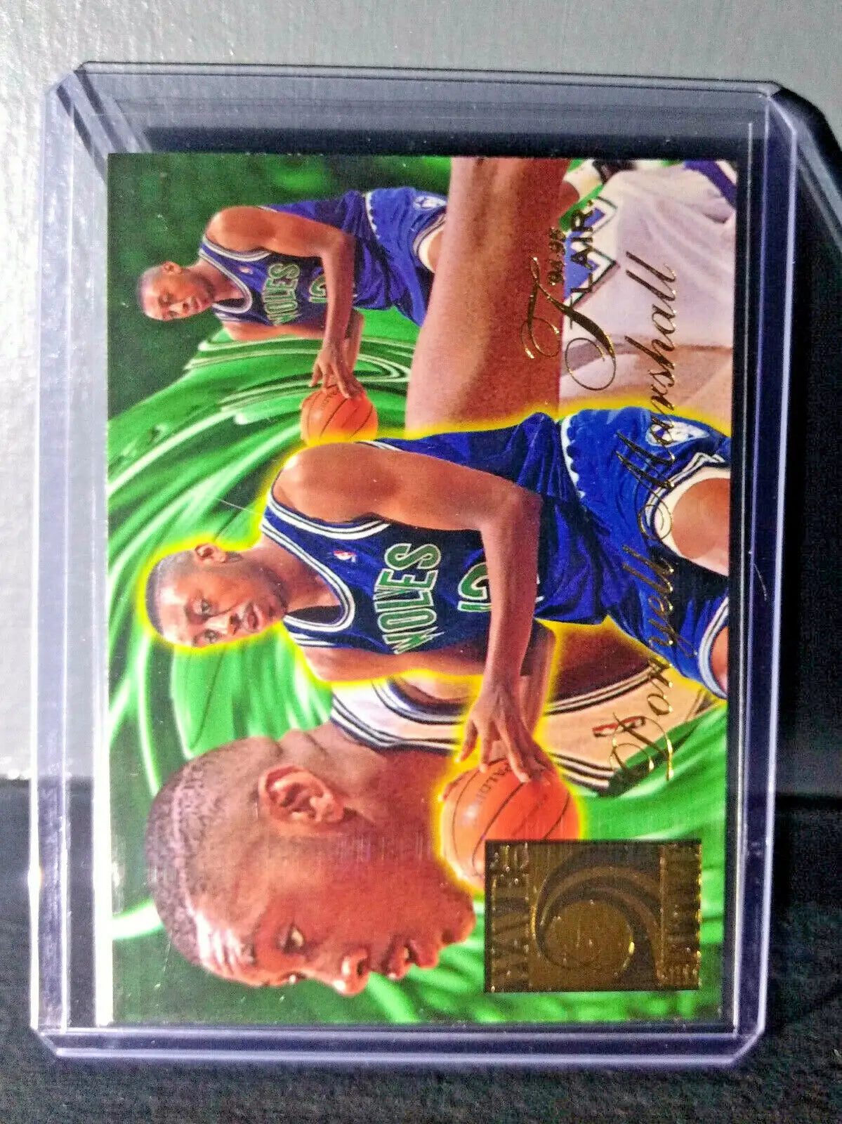 1994-95 Donyell Marshall Flair #6 Waves of the Future Basketball Card - Basketball Card Single