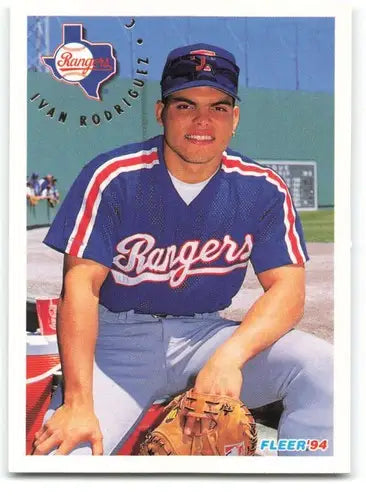 1994 Fleer #319 Ivan Rodriguez NM-MT Rangers ID:58454 - Baseball Card Single