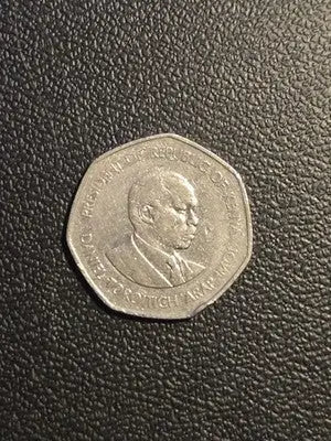 1994 Kenya 5 Shillings Coin Nickel Brass - VG Condition Collectible!