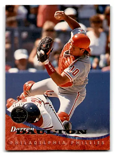 Original gloss Darren Daulton baseball card 1994 Leaf #170 NM-MT Phillies ID 71832