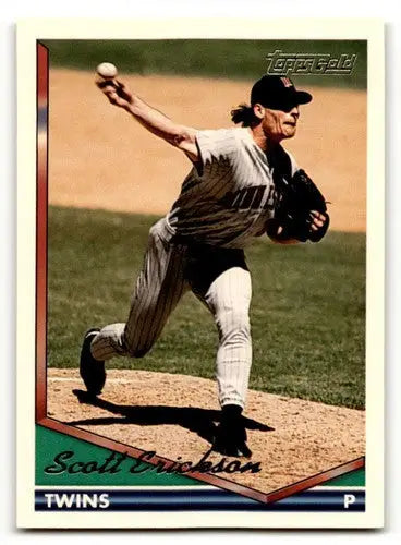 Baseball card featuring pitcher Scott Erickson of the Minnesota Twins from 1994 Topps Gold