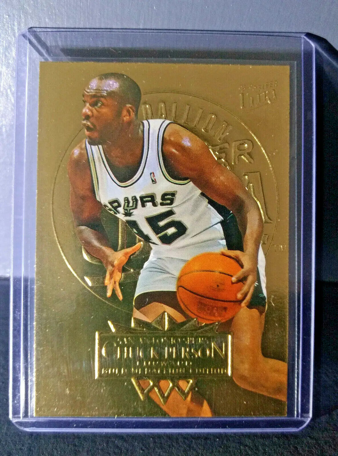 1995-96 Chuck Person Fleer Ultra Gold Medallion #164 Basketball Card