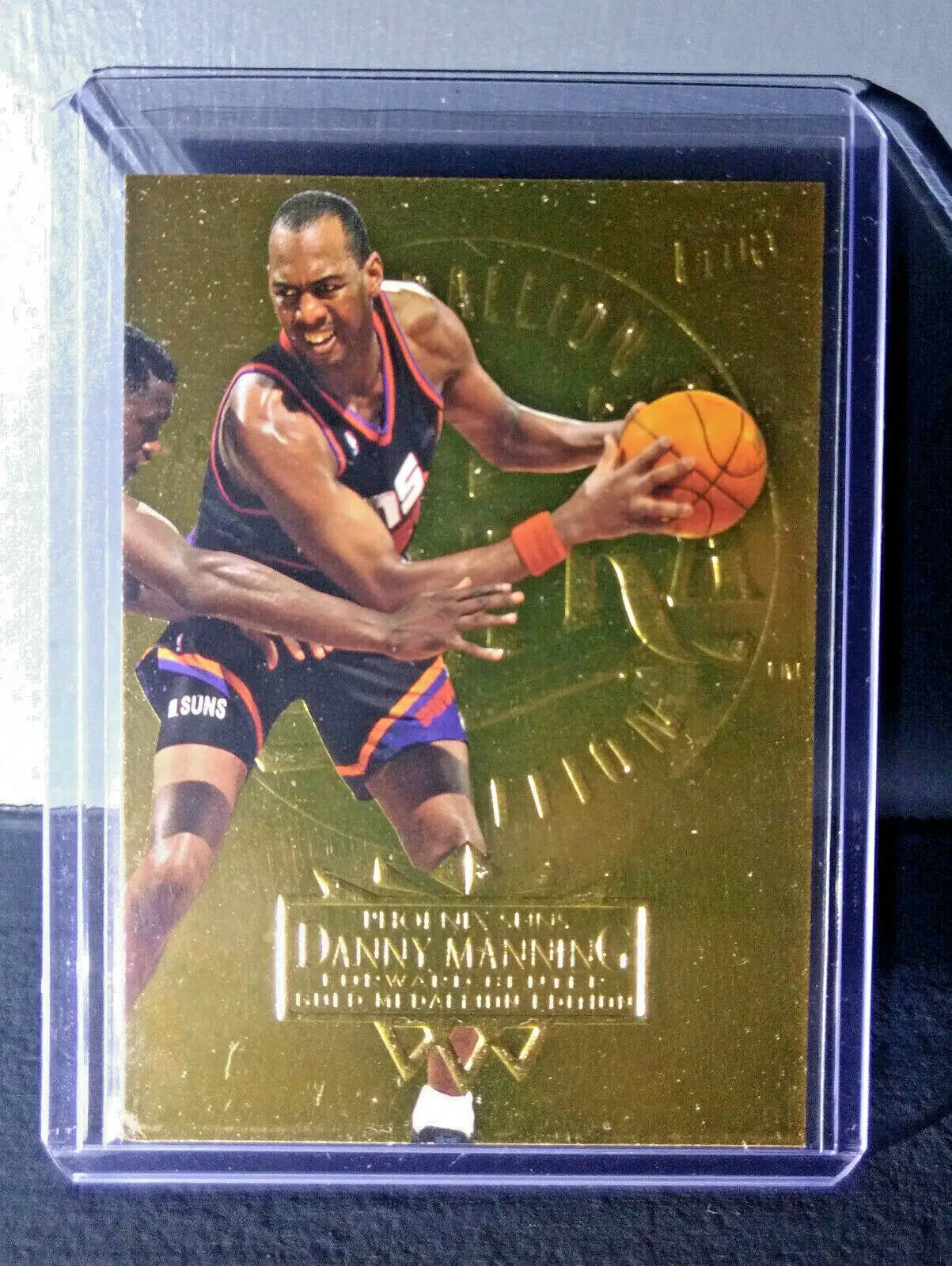 1995-96 Danny Manning Fleer Ultra Gold Medallion #143 Basketball Card - Basketball Card Single