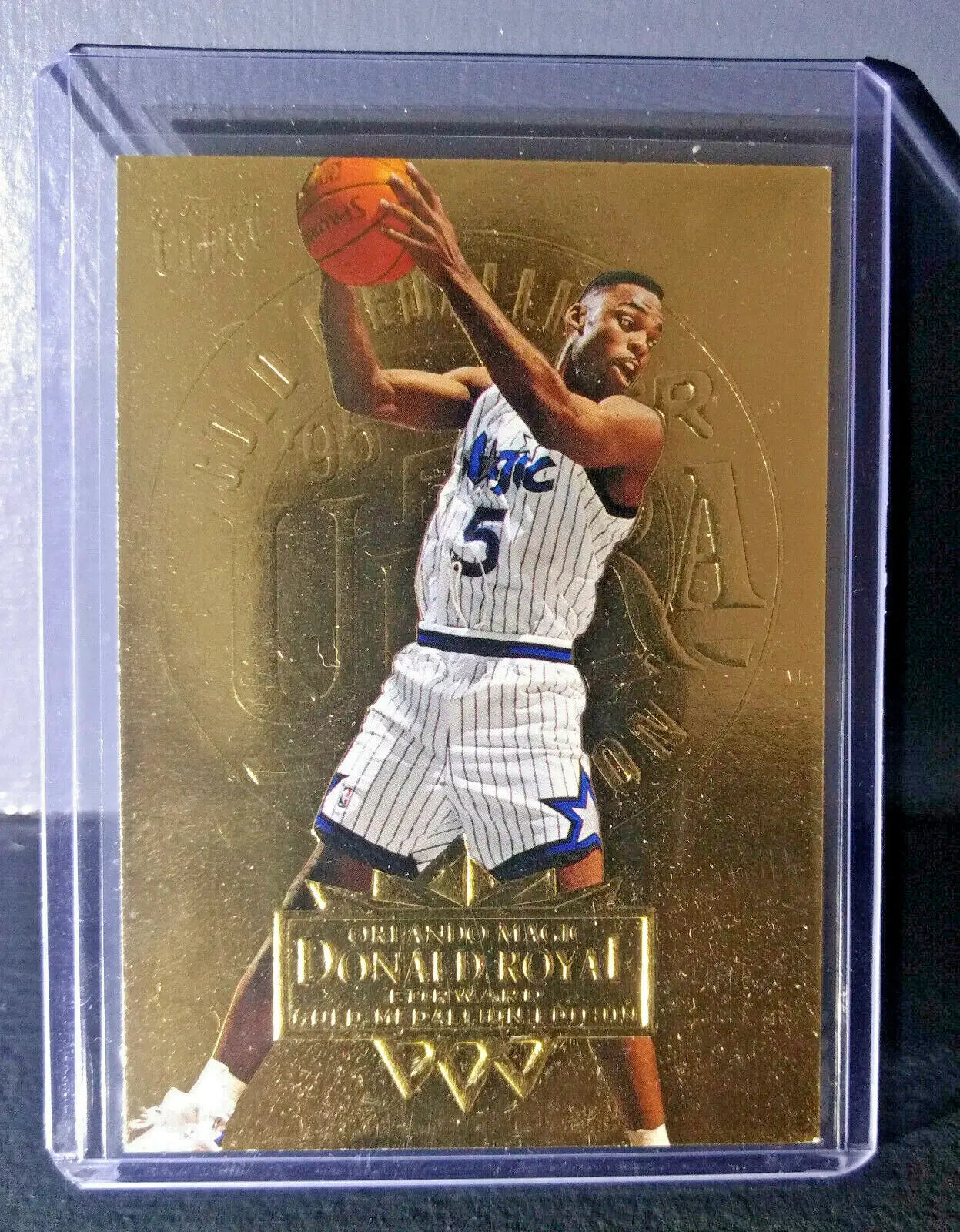 1995-96 Donald Royal Fleer Ultra Gold Medallion #127 Basketball Card - Basketball Card Single