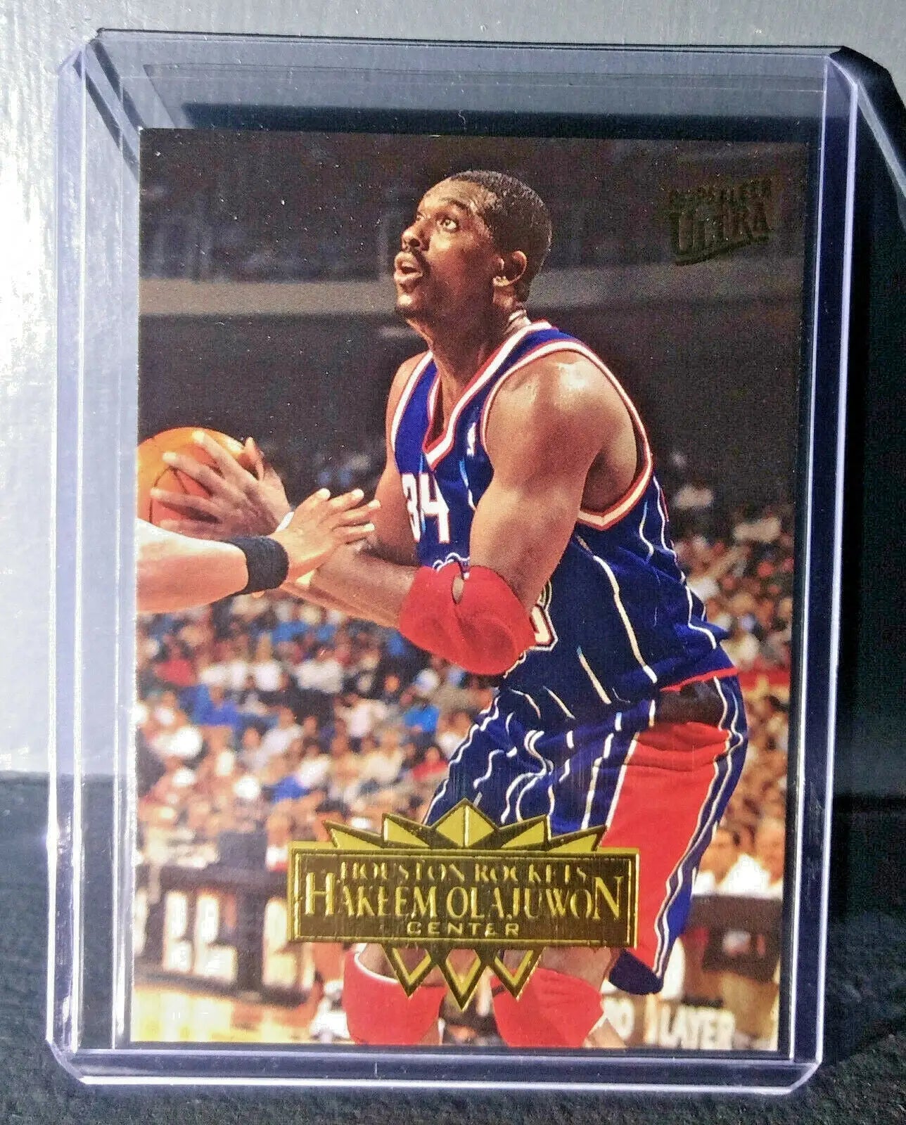 1995-96 Hakeem Olajuwon #219 Basketball Card