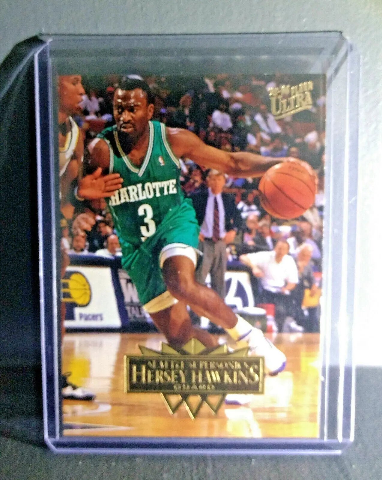 1995-96 Hersey Hawkins Fleer Ultra #170 Basketball Card - Basketball Card Single