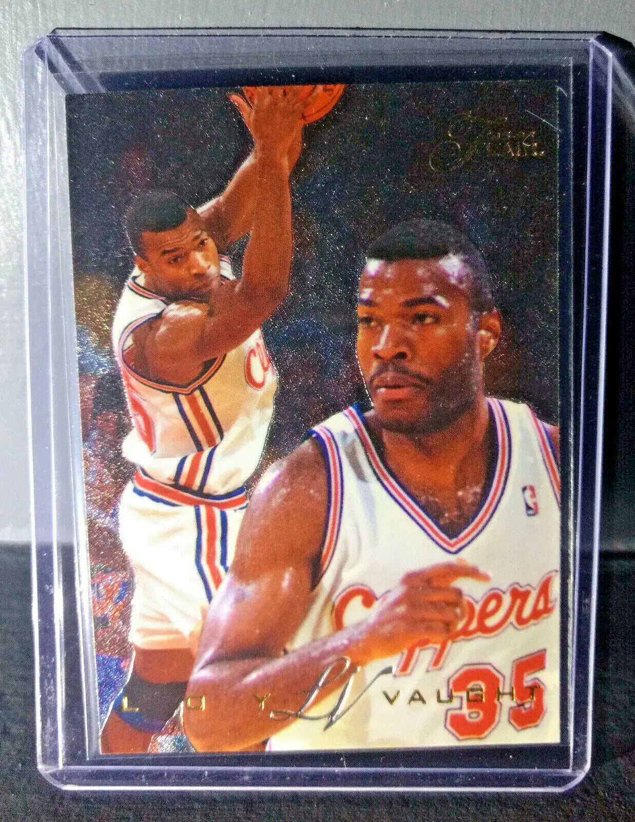 1995-96 Loy Vaught Flair #63 Basketball Card - Basketball Card Single