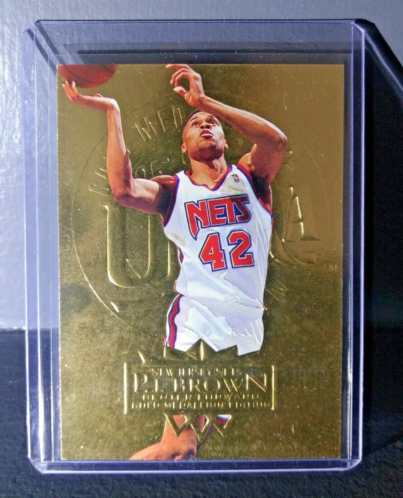 1995-96 PJ Brown Fleer Ultra Gold Medallion #112 Basketball Card - Basketball Card Single