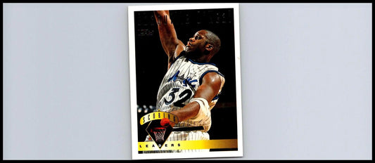Shaquille O’Neal trading card from 1995-96 Topps #6 showcasing basketball legend