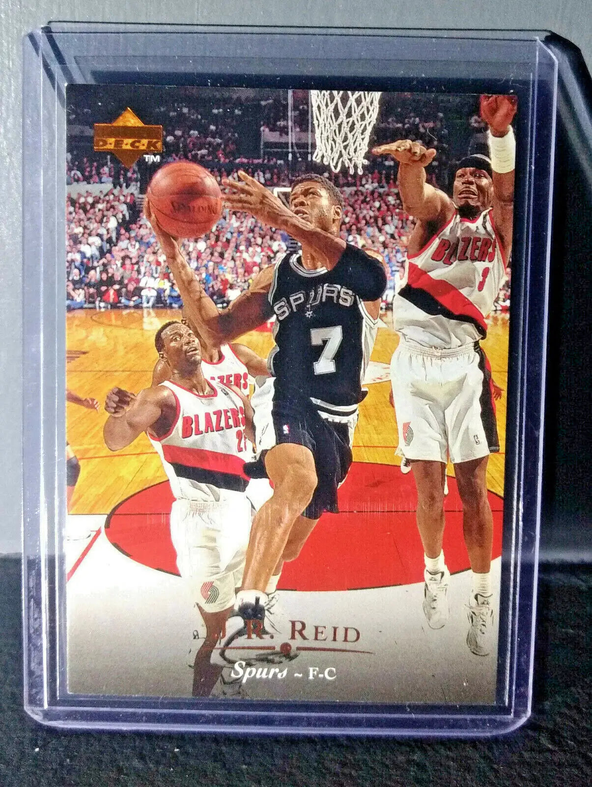 1995-96 Upper Deck J.R. Reid #25 Basketball Card - Basketball Card Single
