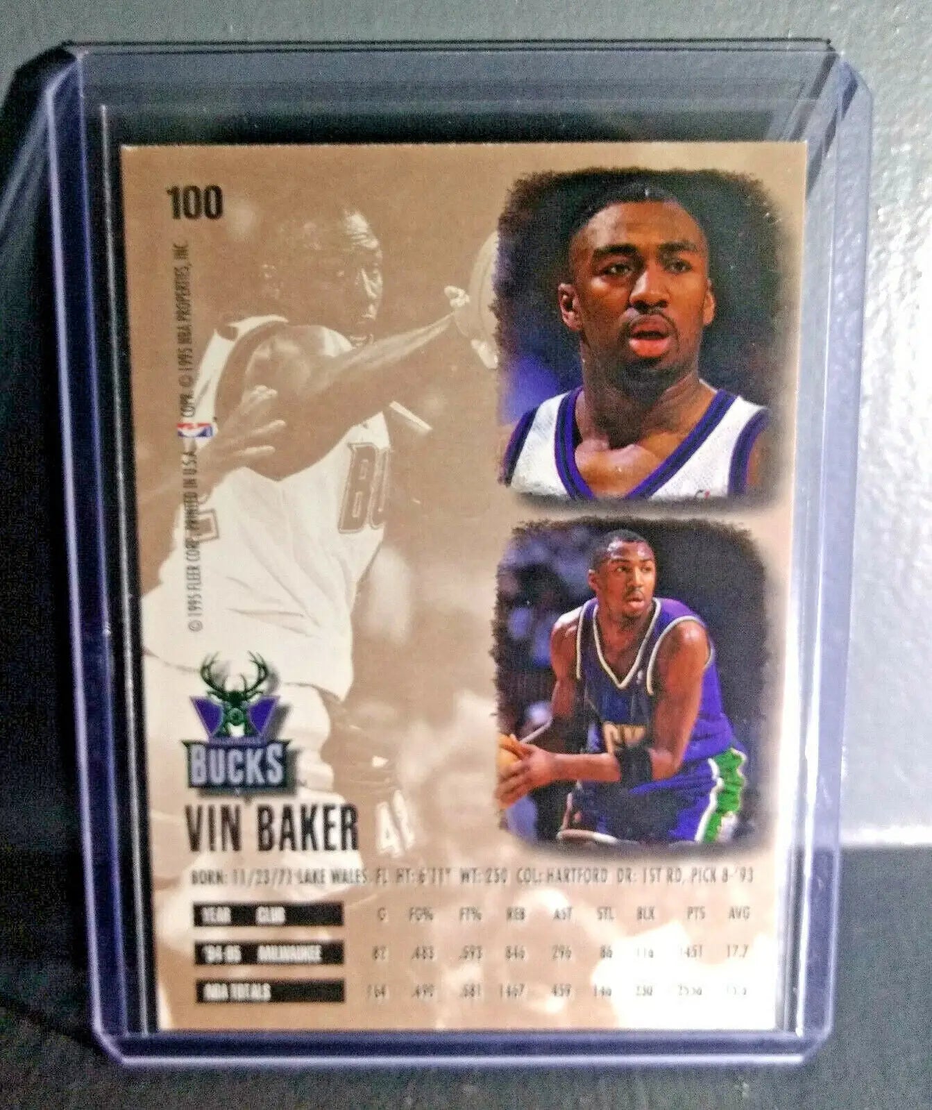 1995-96 Vin Baker Fleer Ultra #100 Basketball Card - Basketball Card Single