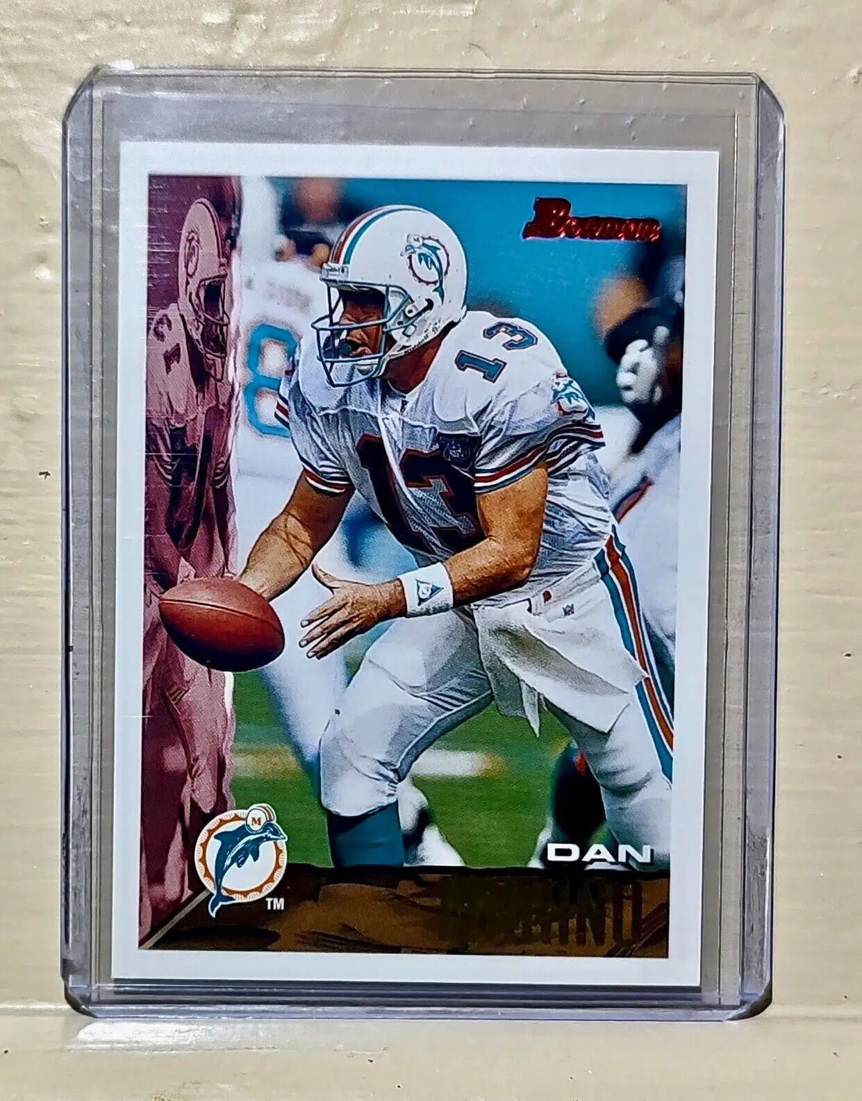 1995 Dan Marino Topps Bowman #40 NFL Trading Card Dolphins - Football Card Single