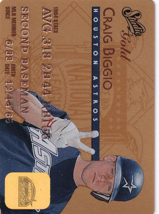 Baseball card of Craig Biggio in batting stance from 1995 Leaf Studio Baseball Gold Credit