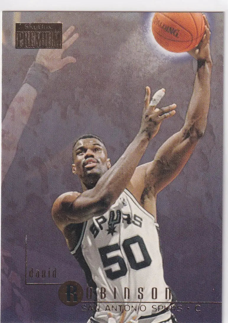 1996 FLEER #107 DAVID ROBINSON- SAN ANTONIO SPURS - Basketball Card Single