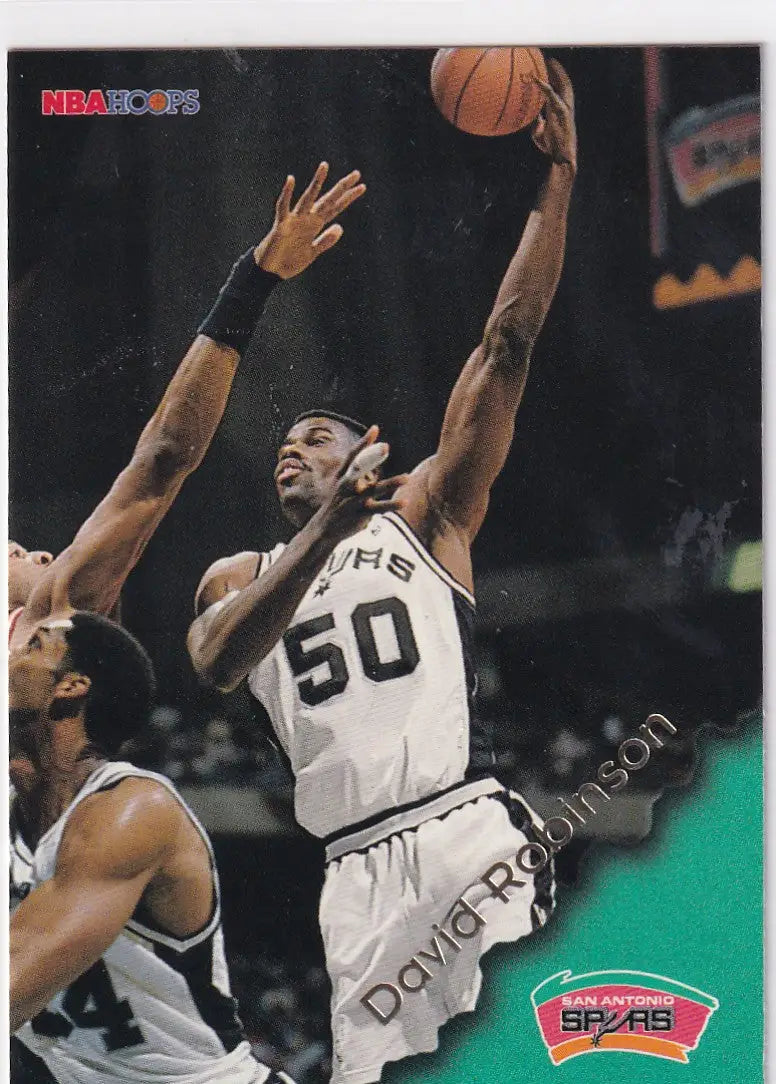 1996 SKYBOX #143 DAVID ROBINSON- SAN ANTONIO SPURS - Basketball Card Single