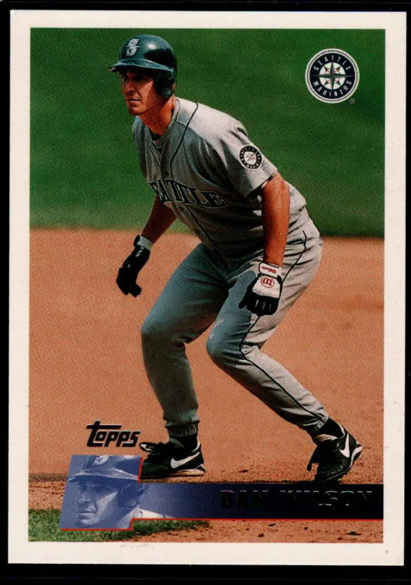 1996 Topps #117 Dan Wilson NM-MT Seattle Mariners Baseball Card - Baseball Card Single