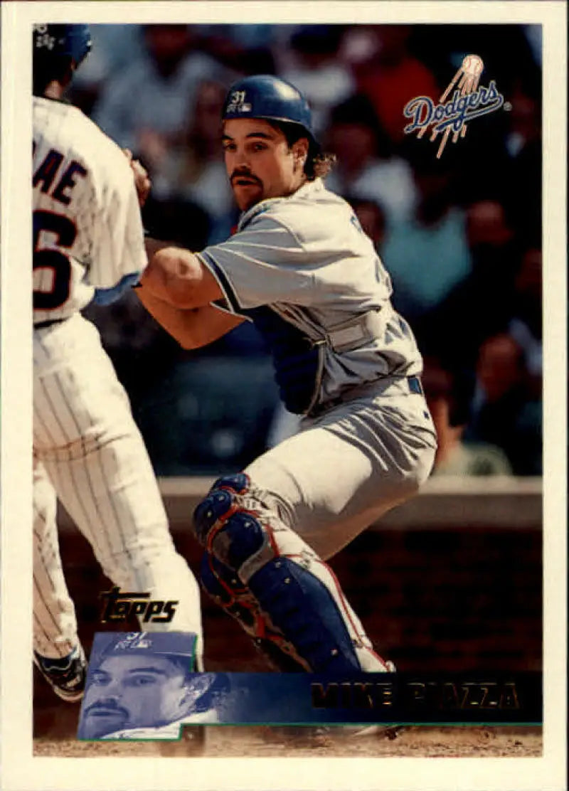 1996 Topps #246 Mike Piazza NM-MT Los Angeles Dodgers Baseball Card - Baseball Card Single