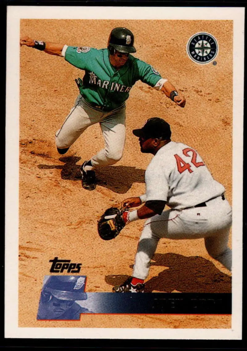 1996 Topps #304 Joey Cora NM-MT Seattle Mariners Baseball Card - Baseball Card Single