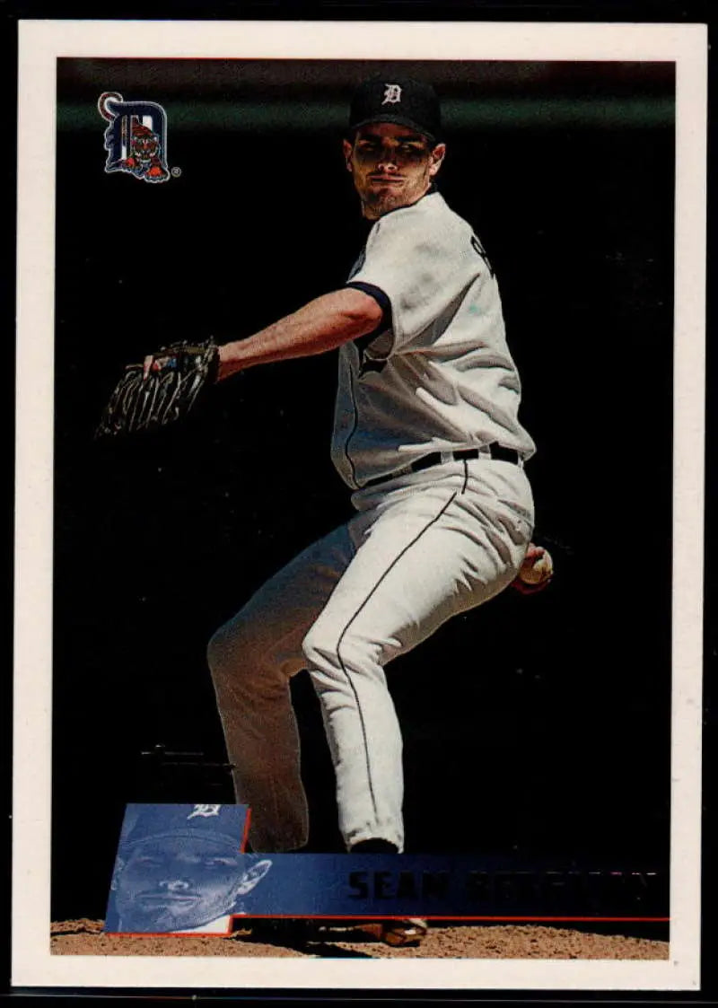 1996 Topps #42 Sean Bergman NM-MT Detroit Tigers Baseball Card - Baseball Card Single
