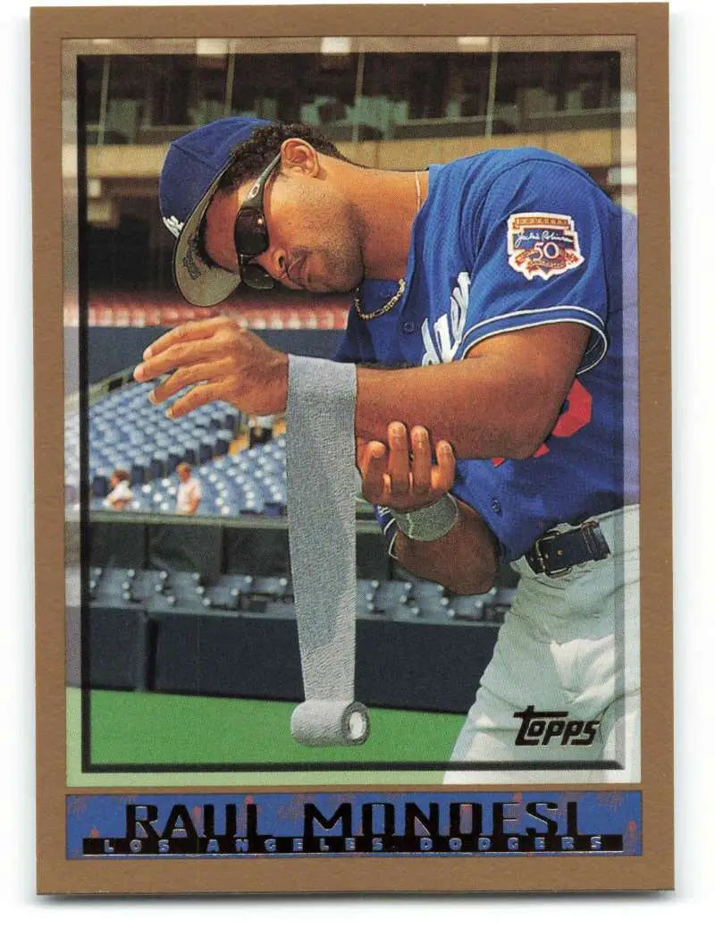 1998 Topps #333 Raul Mondesi NM-MT Los Angeles Dodgers Baseball Card - Baseball Card Single