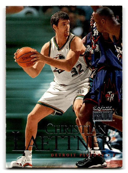 1999-00 SkyBox Premium #45 Christian Laettner - Basketball Card Single