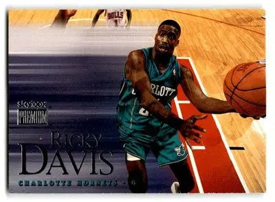 1999-00 SkyBox Premium #48 Ricky Davis - Basketball Card Single